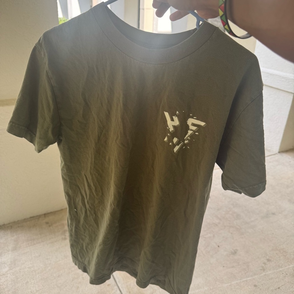 Hypland x Hunter x Hunter Gon Break Green T-Shirt Men’s US Medium